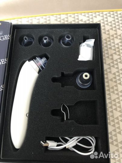 Аппарат для вакуумной чистки лица