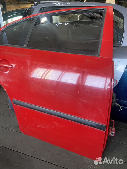 Дверь задняя правая Skoda Octavia Tour A4
