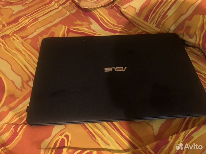 Ноутбук asus