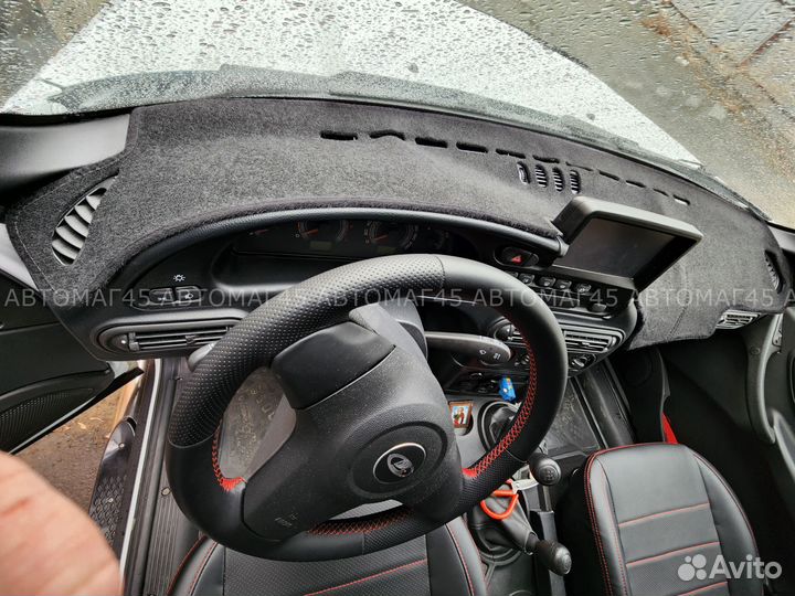 Накидка на панель Лада Нива Тревел Travel карпет