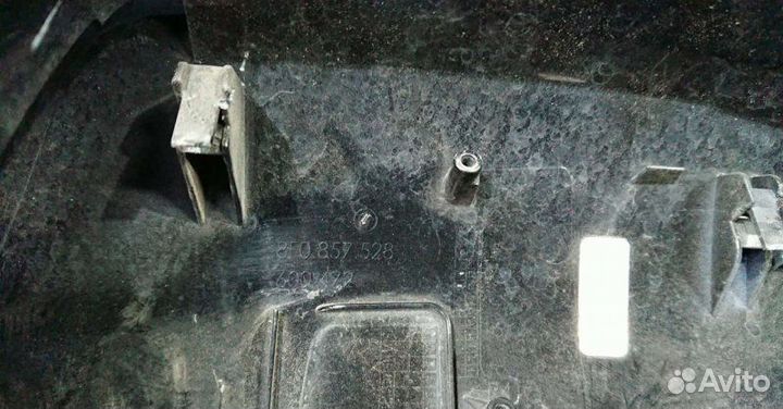 Корпус зеркала правый Audi A4 B8