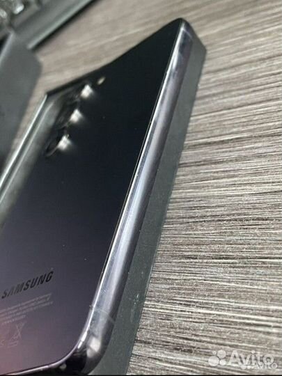 Samsung Galaxy S23, 8/128 ГБ