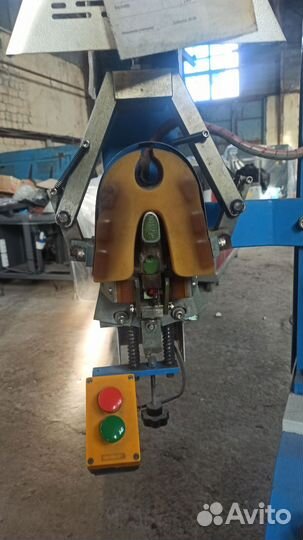 Машина для формования пяточной части DS-802