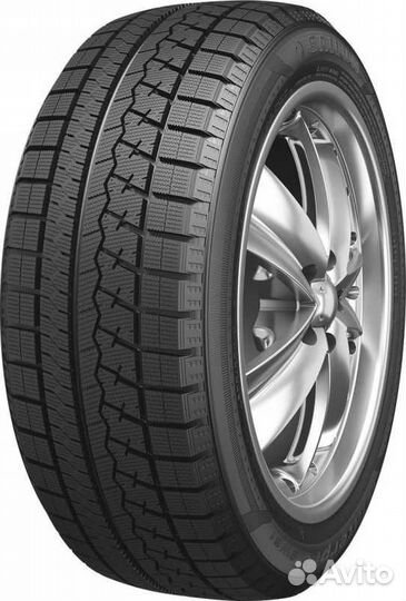 Sailun Ice Blazer Arctic 205/70 R15 96T