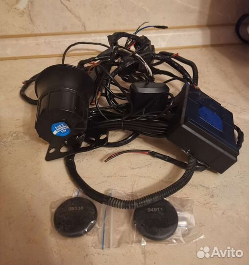 Сигнализация спутниковая Автолокатор новая