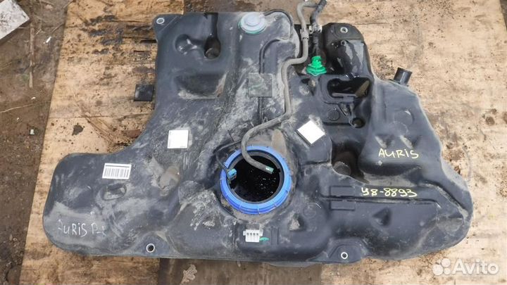 Бак топливный Toyota Auris (E150) 2006-2012