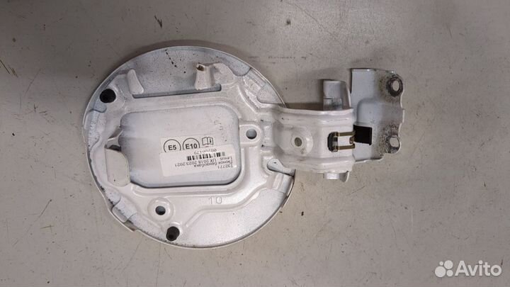 Лючок бензобака Lexus UX, 2021