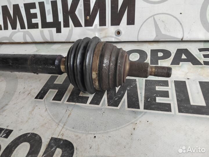 Привод передний правый Volkswagen New Beetle
