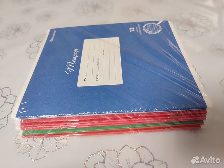 Нов.тетради 12л.частая кос.линия школ. офс.обложка