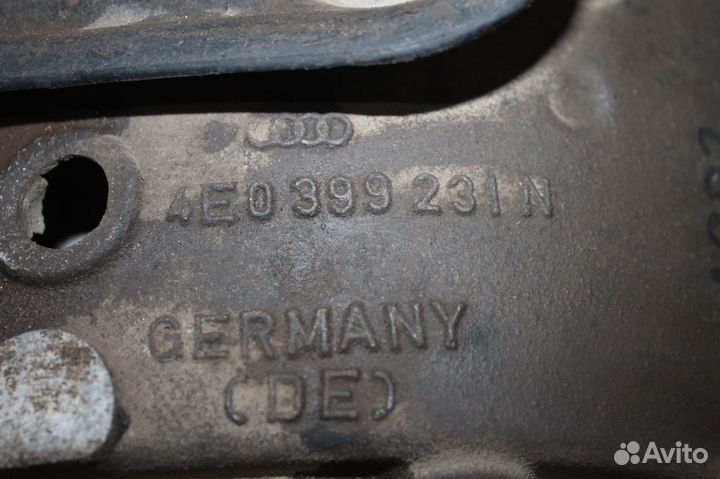 Траверс АКПП Audi A8 D3