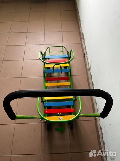 Сани для двойни с колесами