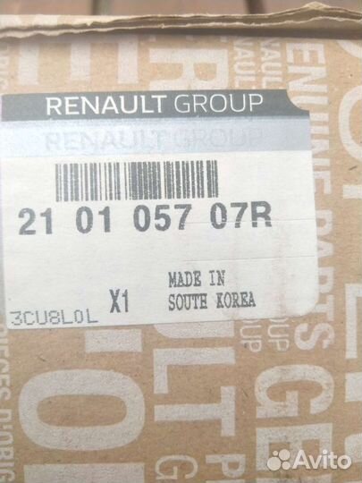 Помпа на двигатель renault