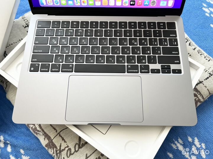 Macbook Air M3 16/512 2024 Гарантия Мвидео