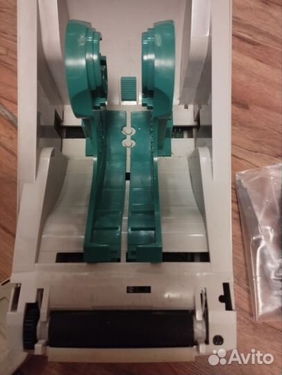 Принтер этикеток Zebra LP 2824 на запчасти