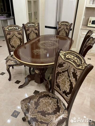 Новые столы и стулья для кухни