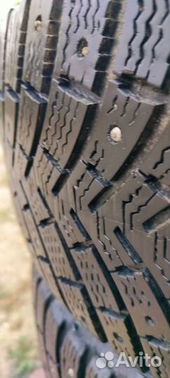 Michelin X-Ice 215/50 R17