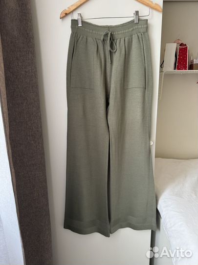 Костюм женский 44 новый