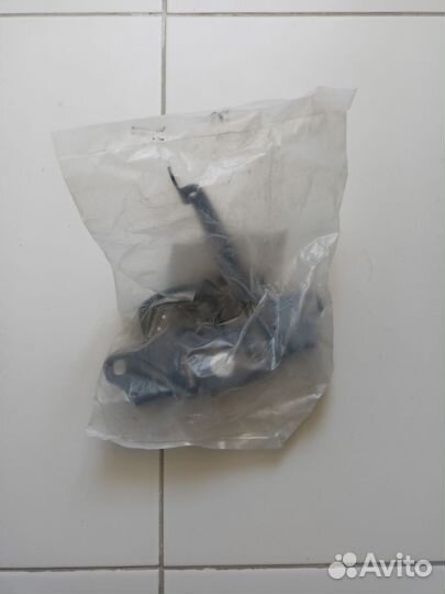 Замок капота Мазда CX-5