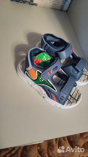 Сандали детские