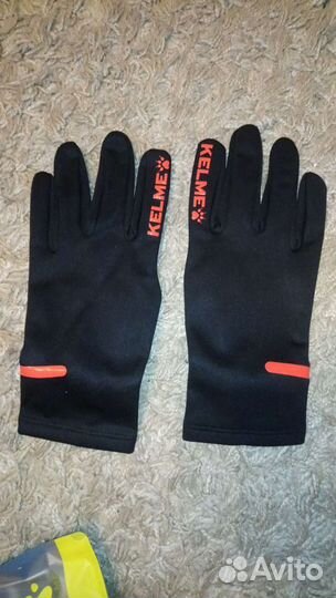 Перчатки зимние футбольные kelme