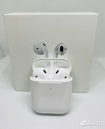 Apple AirPods 2 (1:1) + Чехол в подарок