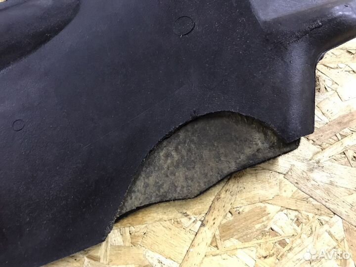 Облицовка педального узла BMW E34