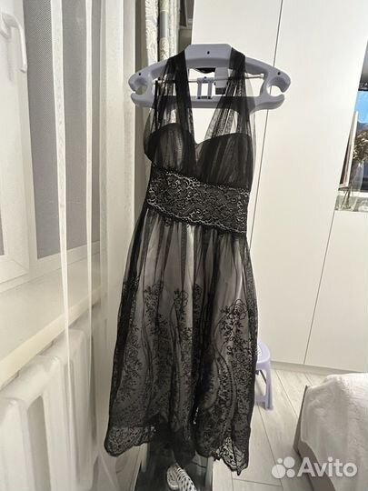 Нарядное платье для вечернен