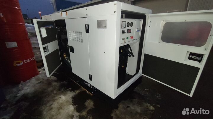 Дизельный генератор 25 квт защитный кожух