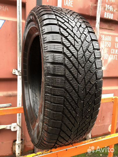 Pirelli Cinturato Winter 2 205/60 R16