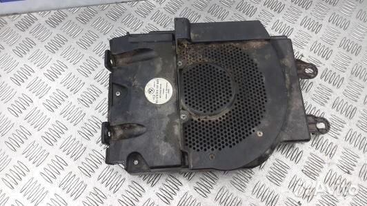 Сабвуфер BMW 7 E65 (83Z18TC01)