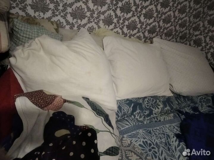 Одеяло подушки матрасы