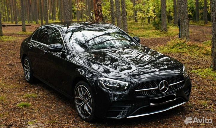 Требуется водитель в бизнес класс