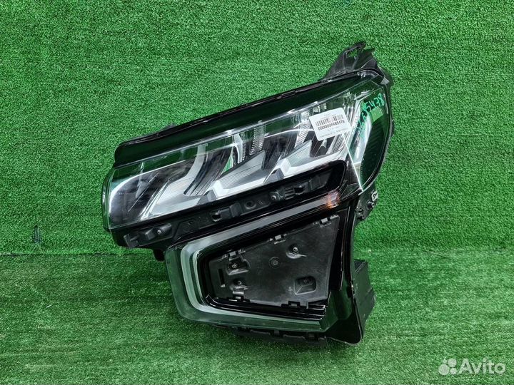 Б/У Б/У Битая Фара левая Chevrolet Tahoe 5