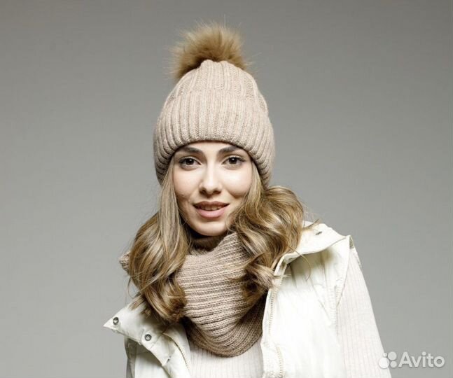 Комплект шапка и снуд женский новый