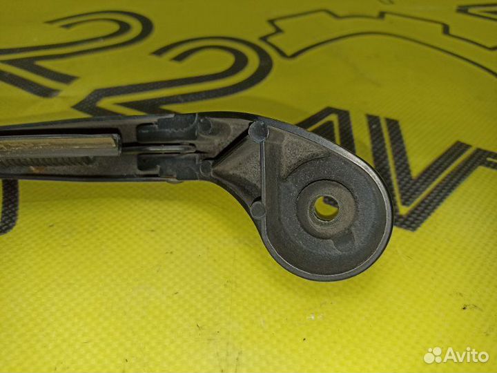 Дворник двери багажника задний Bmw X5 E53 M54B30