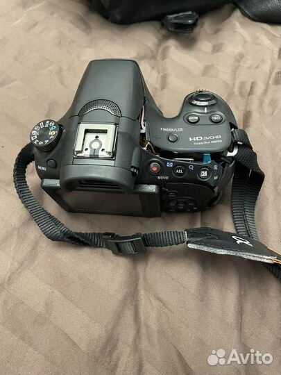 Зеркальный фотоаппарат