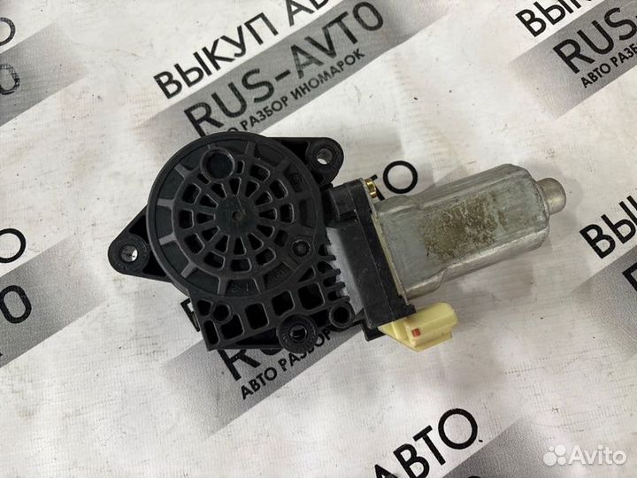 Моторчик стеклоподъемника передний правый Kia