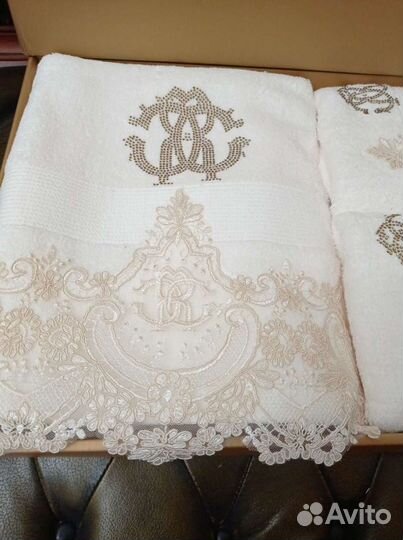 Махровые полотенца roberto cavalli,тройка