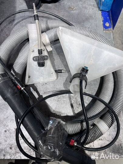 Моющий пылесос Plus 1w 22P