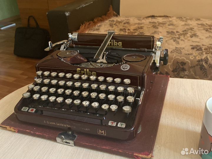 Печатная пишущая машинка erika m