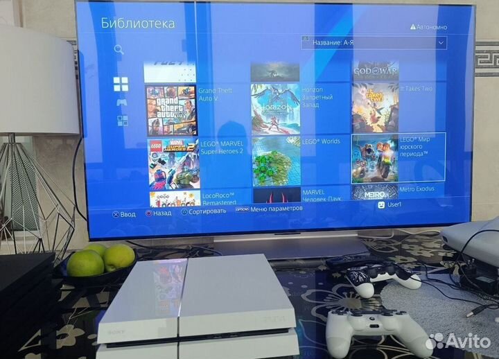 Sony Playstation 4 + 200 игр