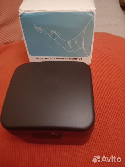 Тонометр на запястье новый с голосом RU заряжаемый