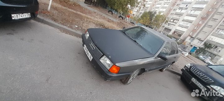 Запчасти на audi 100 c3