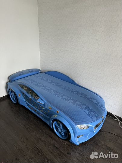 Детская кровать машина с подсветкой