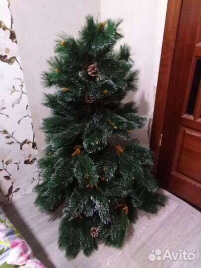 Елка искусственная