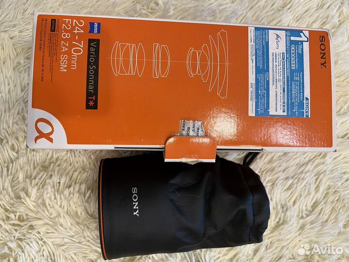 Объектив Sony Carl Zeiss 24-70mm f/2.8 ZA SSM