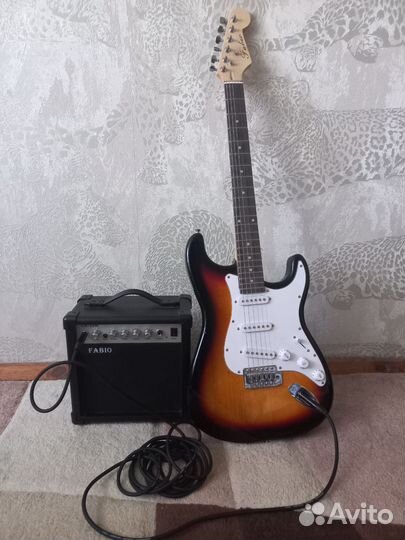 Электрогитара фабио и комбоусилитель Fabio GA-20
