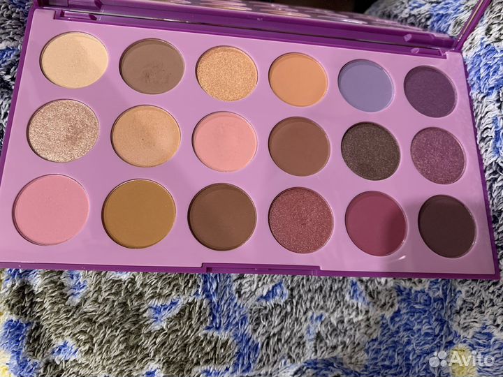 Палетка теней Morphe