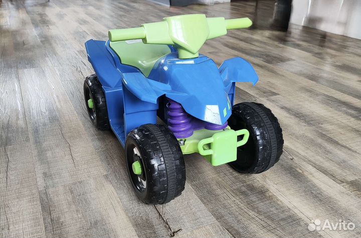 Детский квадроцикл на аккумуляторе