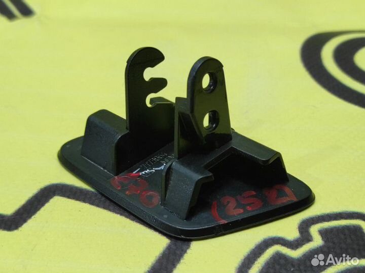 Крышка форсунки омывателя передняя правая Bmw X5